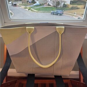 Rothy’s Essential Tote in Dove Grey